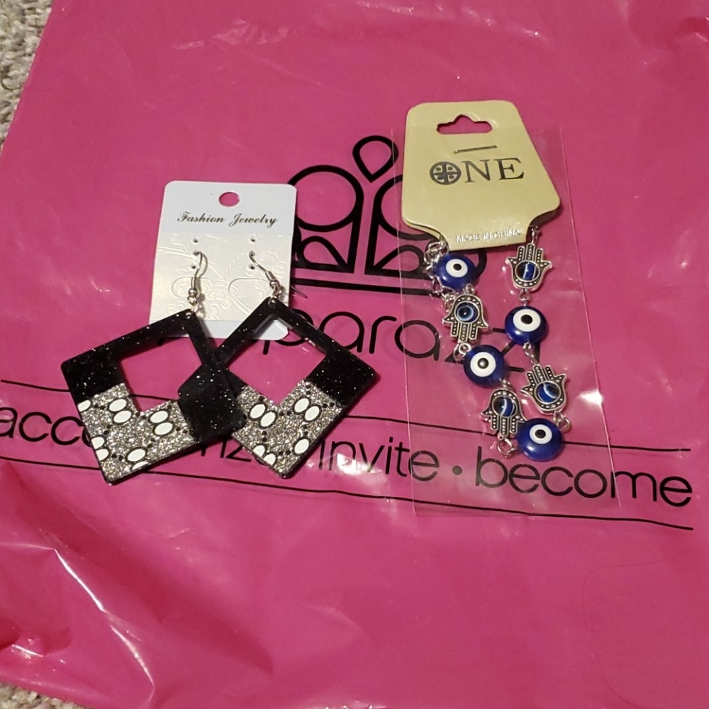 Necklace and Earring set